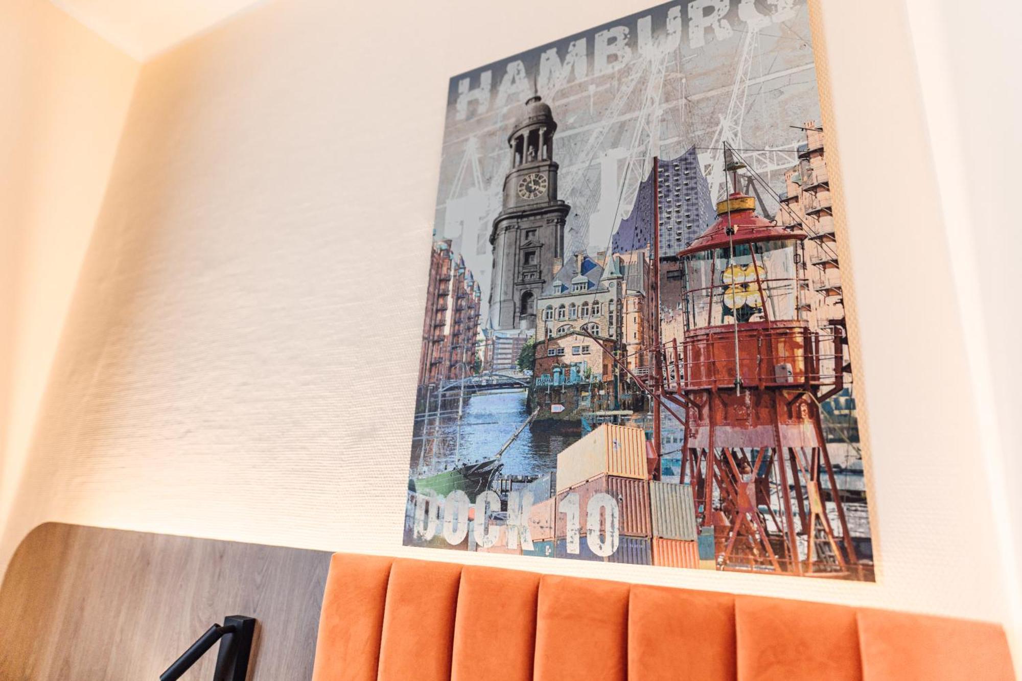 Hotel Commerz 함브루크 외부 사진