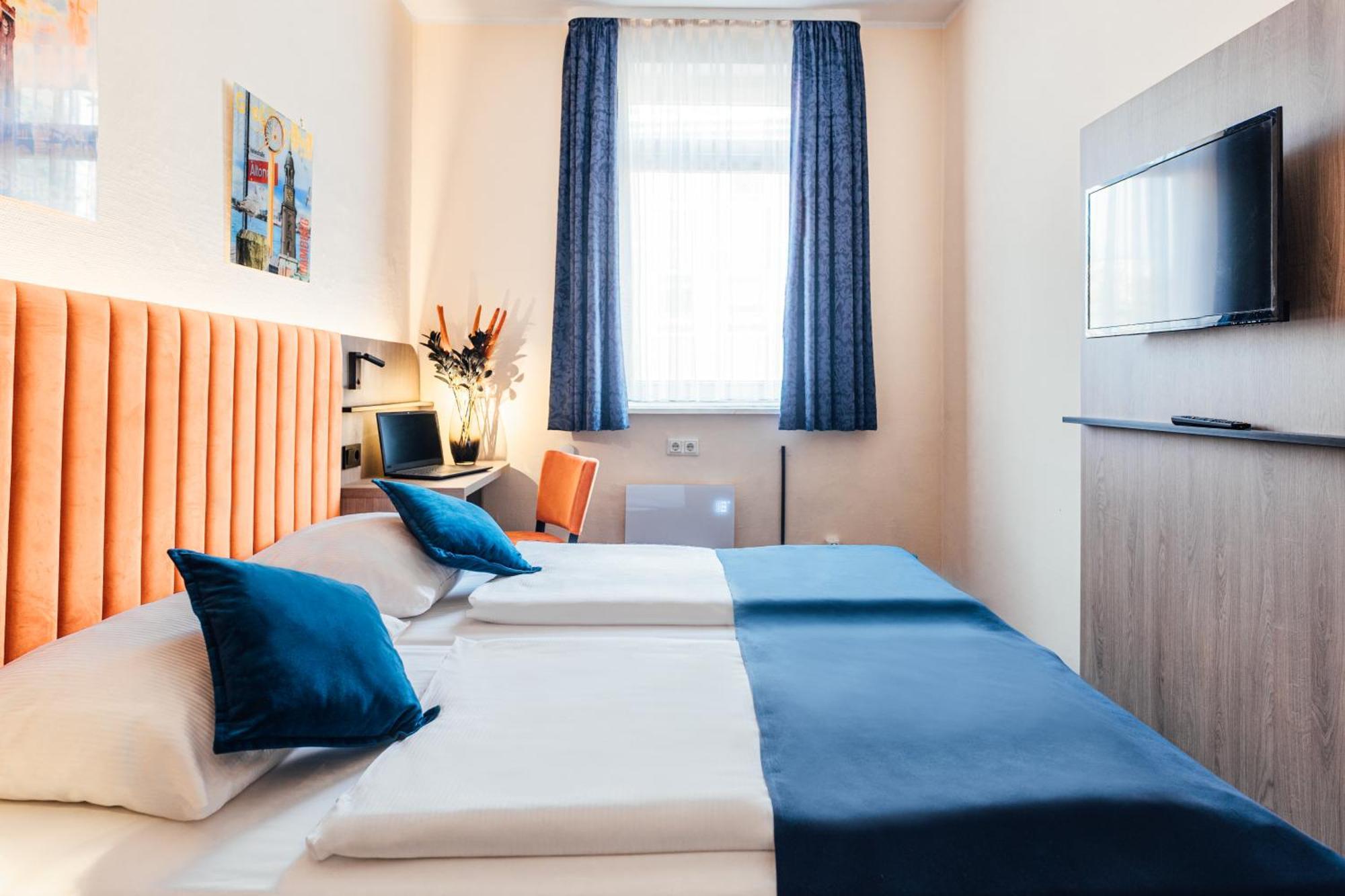 Hotel Commerz 함브루크 외부 사진